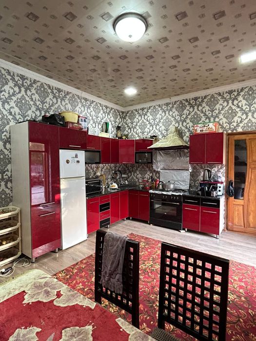 УЙ СОТИЛАДИ  срочно 8 сотх