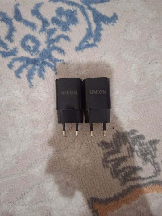 Зарядка для телефона