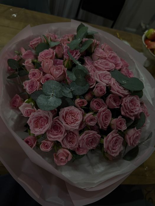 Продам букет б/у кустовые розы