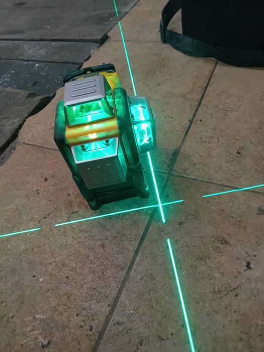 Laser linii verzi,filetanta și incarcator