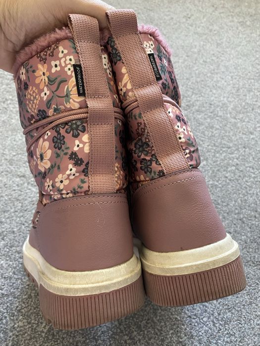 Ghete impermeabile H&M, marimea 34, vatuite, inchidere fermoar