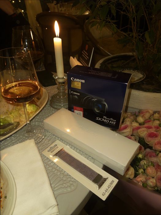 Продается Камера «Canon SX740 HS