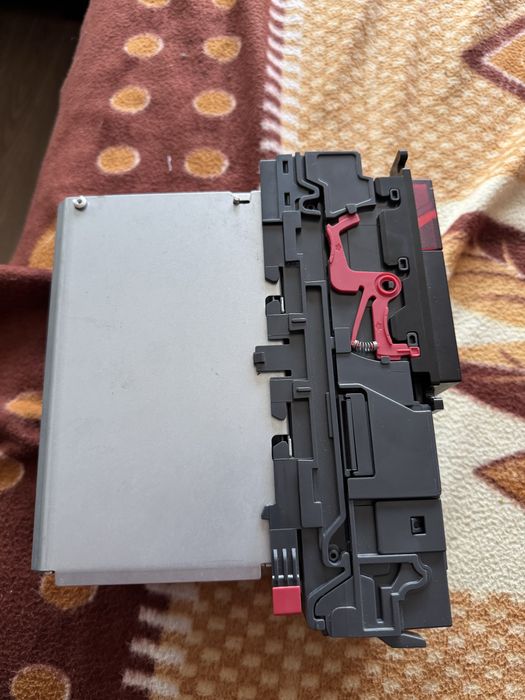 Cititor bancnote nv9