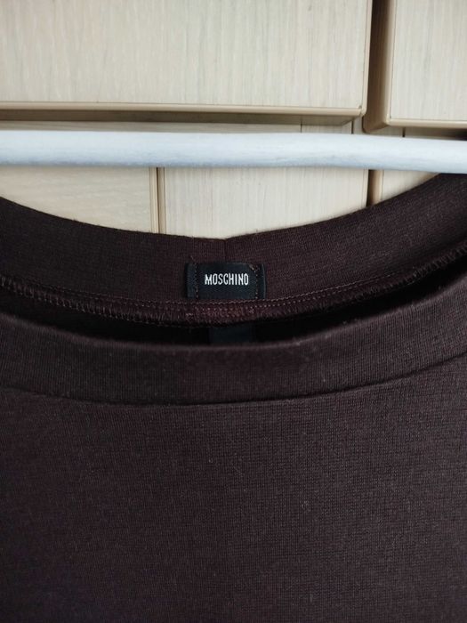 Рокля Moschino (спортно елегантна)