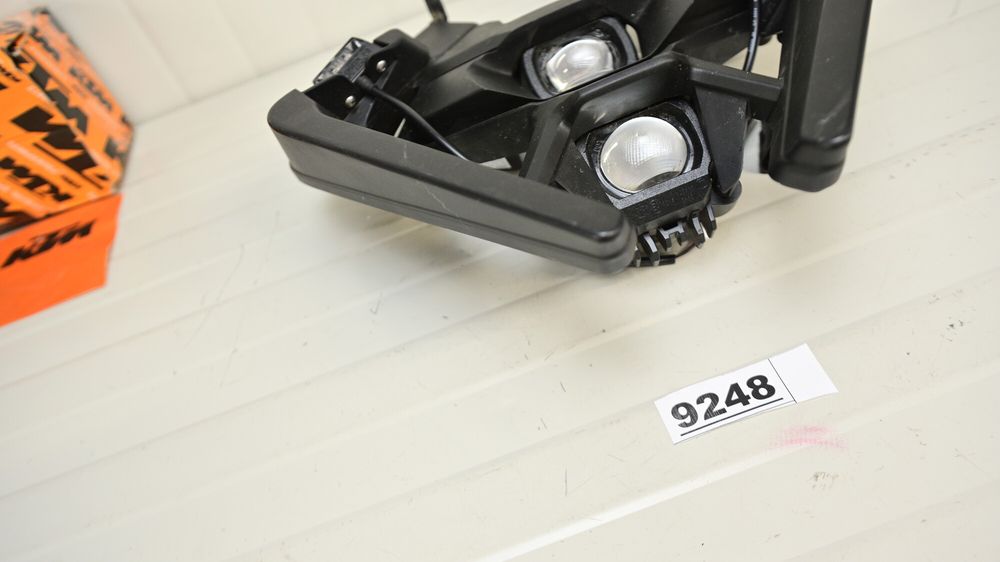KTM 1390 Super Duke GT 2025 Far