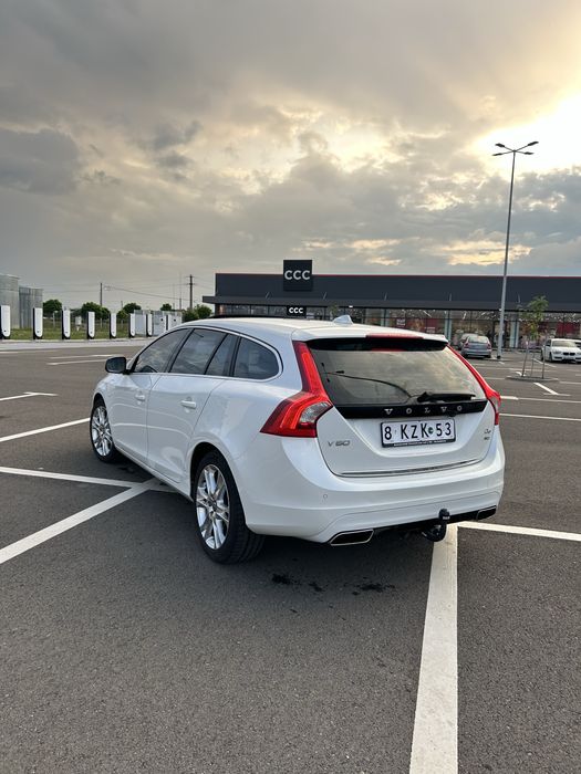 VOLVO V60 2014 — imagine 4