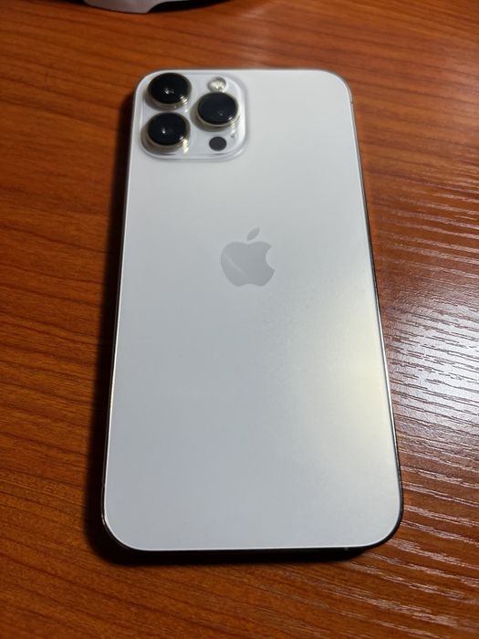 Iphone 13 pro max 256 gold sotiladi