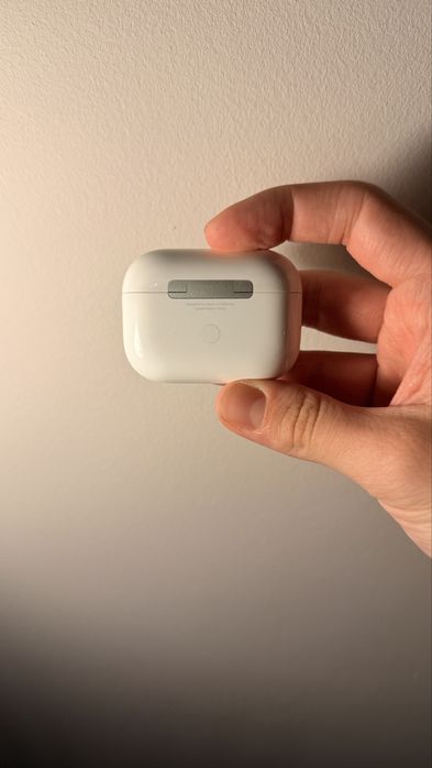 Apple AirPods Pro - series 1 - conditie excelenta - originală