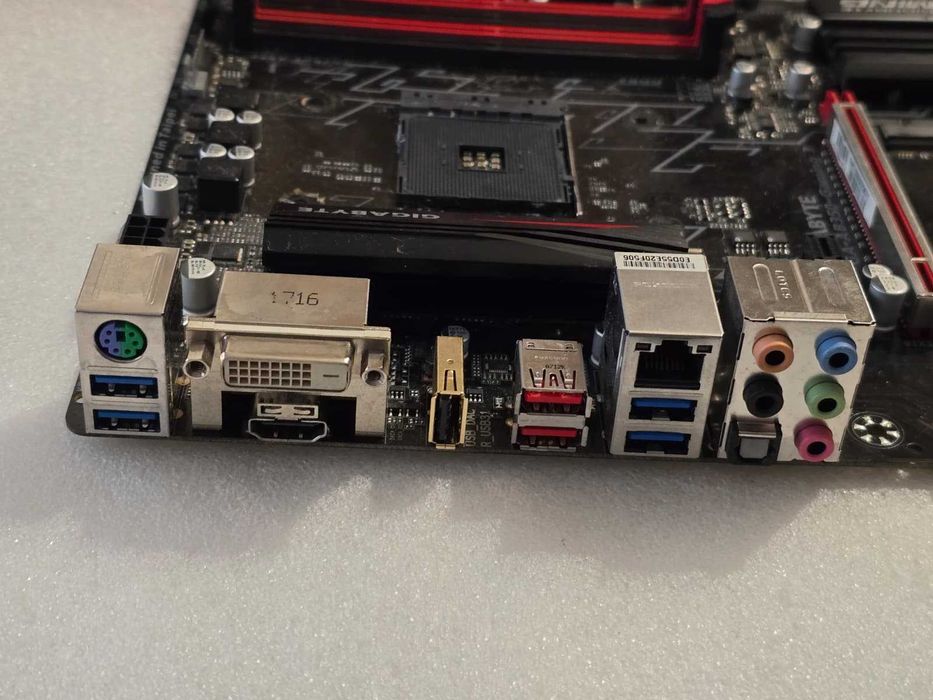 Placă de bază GIGABYTE GA-AB350-Gaming 3, Socket AM4, DDR4, RGB Fusion