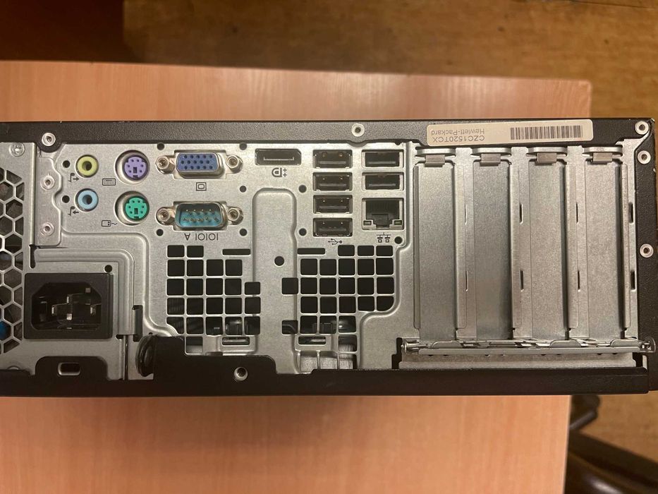 HP Compaq 8200 Elite Small Form Factor PC