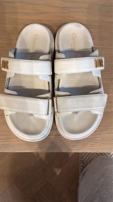 Продам сандали оригинальные Dior