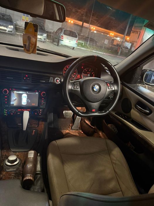 Vând BMW e90 volan dreapta