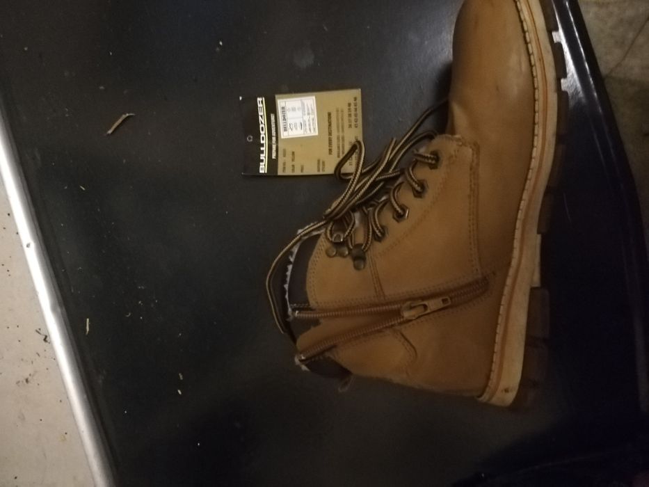 Зимни юношески обувки номер 36