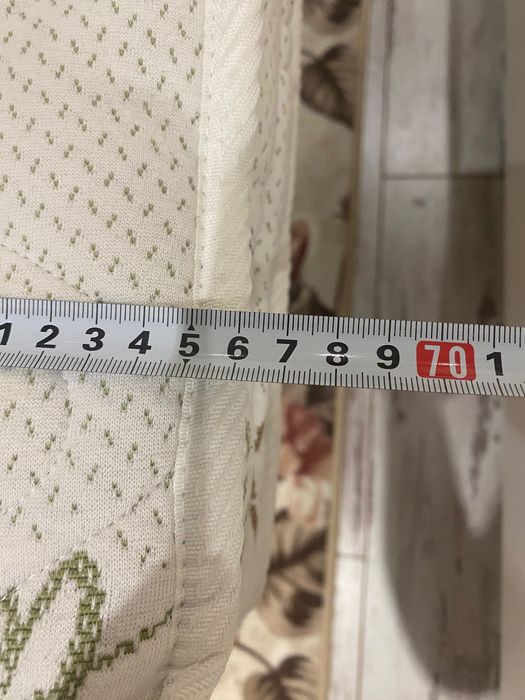 Двулицев матрак  за бебешка кошара с бамбукови нишки