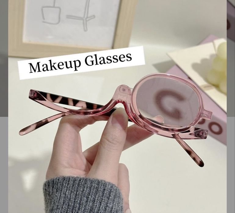Очки для макияжа с воащающийся линзой