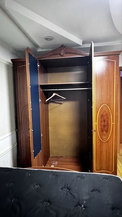 Продам комнатный гарнитур