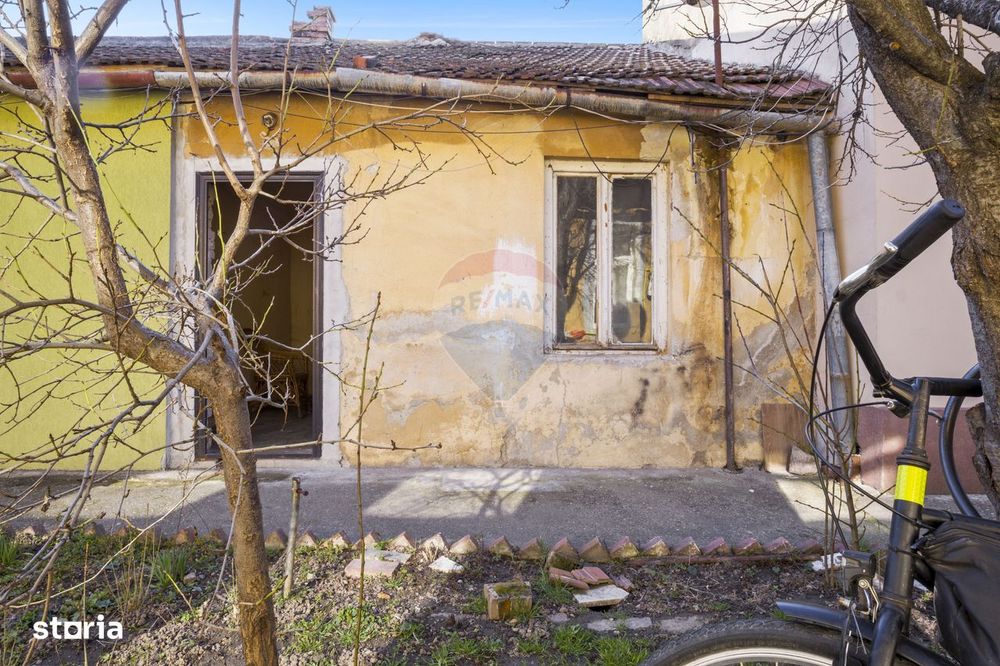 Garsoniera la casa de vanzare in zona centrala,Arad