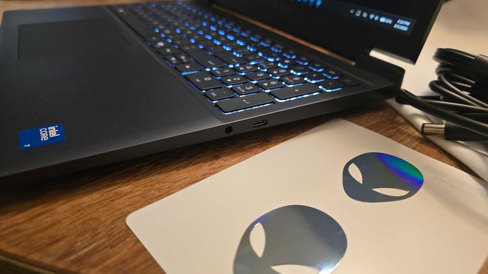 Alienware 15 2026 Intel 7 игровой ноутбук