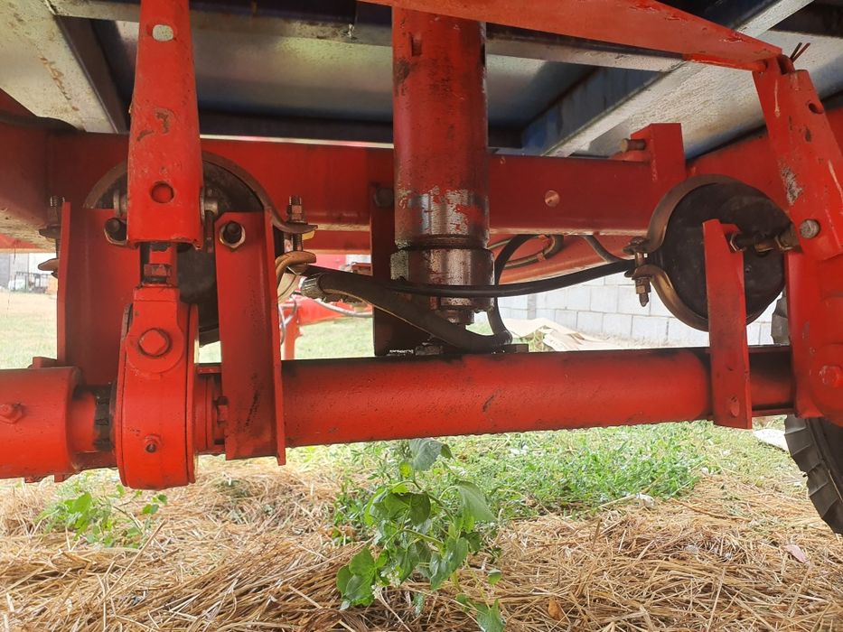 Продам прицеп одноосный