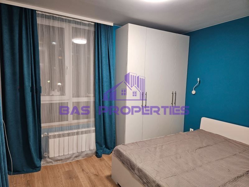 Дава се под наем Двустаен апартамент в София, Връбница 1 - 62 кв.м за 550 € - Снимка #1