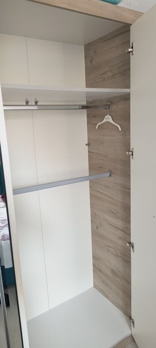 Dulap Haine pentru Dormitor