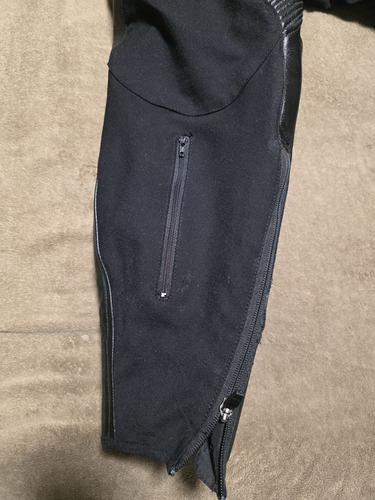 Pantaloni moto Alpinestars piele marimea 52