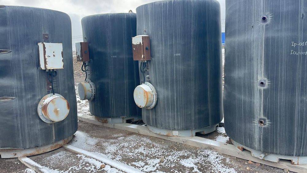 Продам бочки 3 кубовые