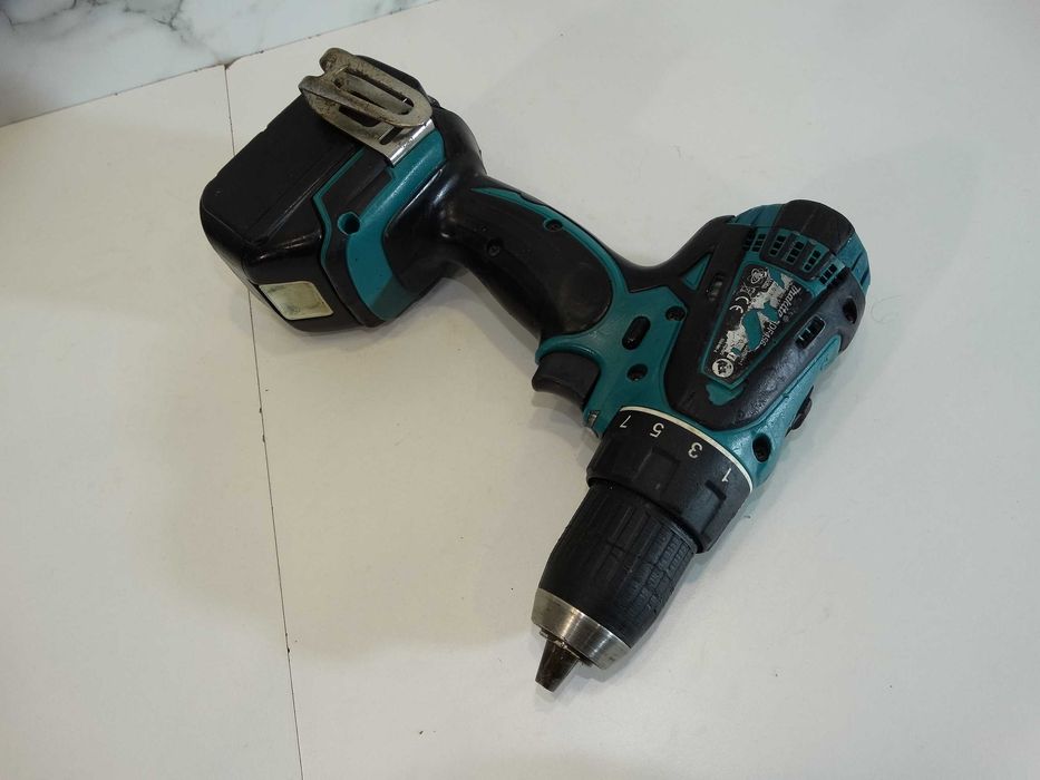 Makita BHF 456 - Винтоверт + батерия - 45 €