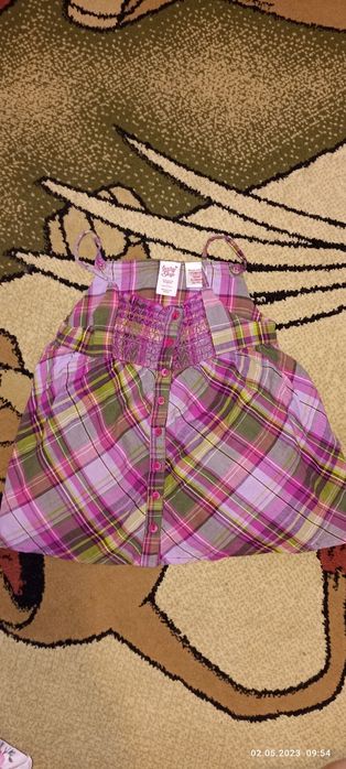 Продаются фирменные вещи на девочку