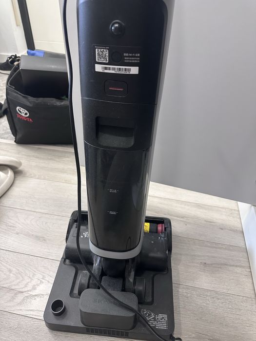 Моющий пылесос Dreame