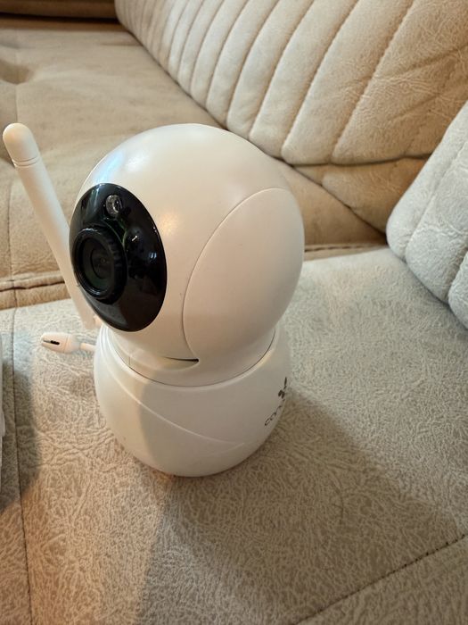 Видео бебефон  Baby phone Cangaro Kari