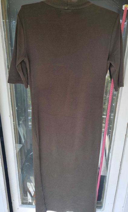 Rochie lungă ZARA mărimea L maro-kaki cu guler înalt