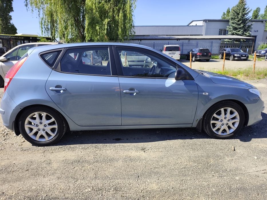 HYUNDAI i30 2009 — imagine 5