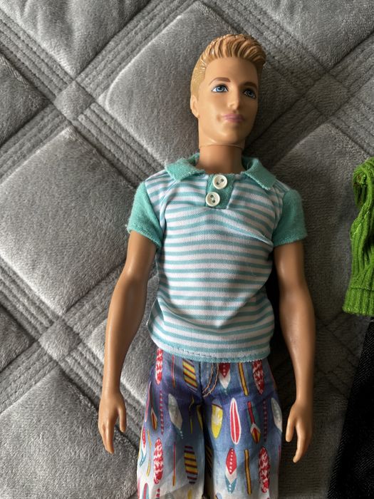 Кукла Кен с набором одежды, оригинал