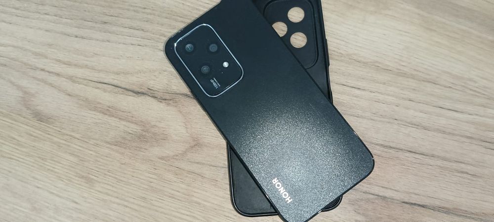 Honor 200 lite продаю, телефон отличный.