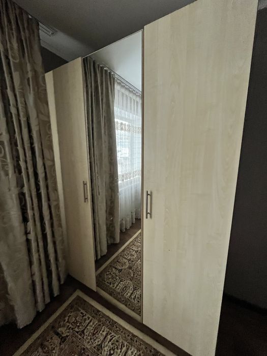 Спальный гарнитур б/у