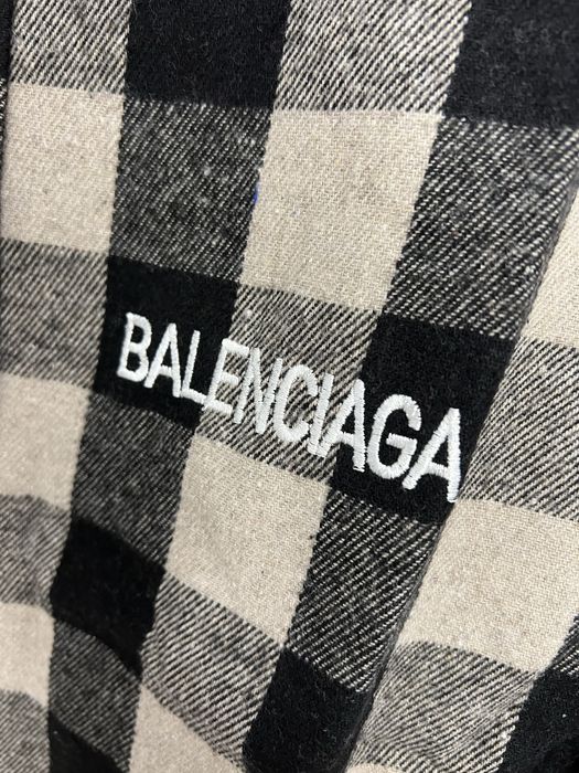 Camasa BALENCIAGA super calitate