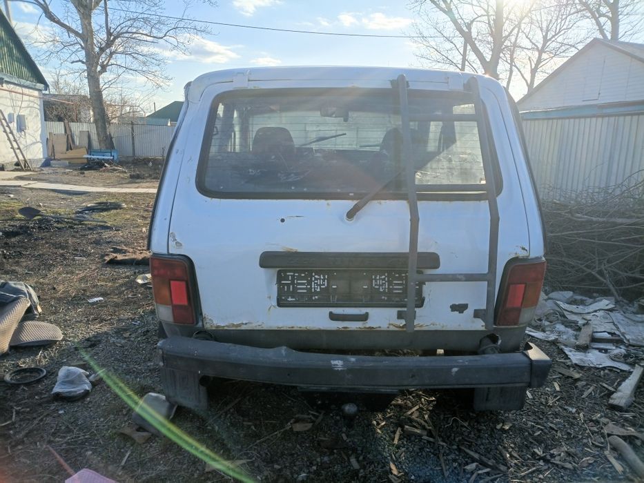 Нива карбюраторный 2000