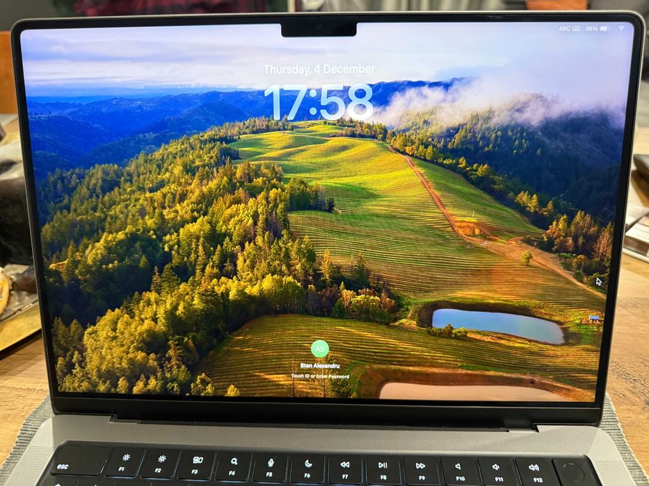 MacBook Pro 14″ 2023 M2 Pro 10 Cores 16 GB 16 core GPU SSD 512GB