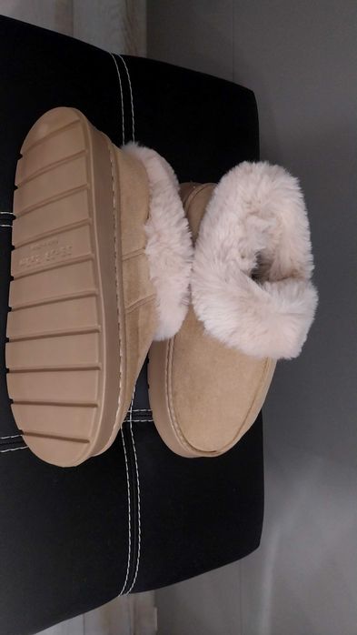 Papuci de iarnă confortabili pentru femei