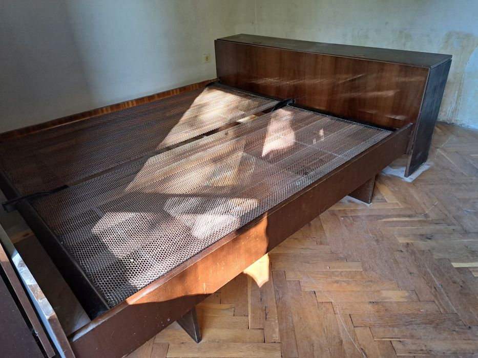 Спалня комплект - двойно легло с ракла, 2 ед.пружини, 2 нощни шкафчета