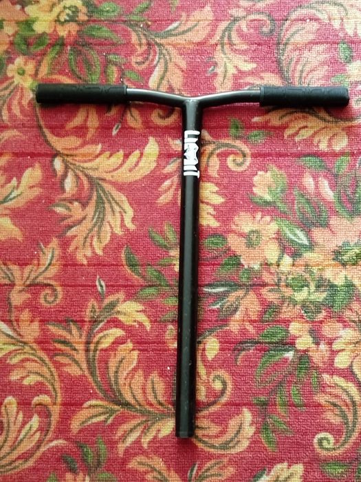 Продам трюковой самокат