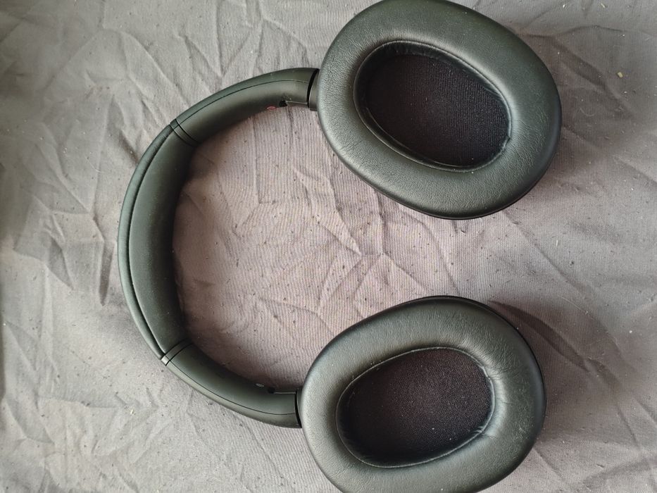 Без проводные наушники Sony