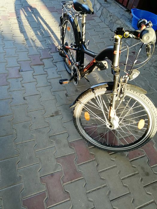 Biciclete copii 10-14 ani, cumpăraeste nouă. Preț 650 RON negociabil.Informati la nr de telefon 0761145801  Daia Română.