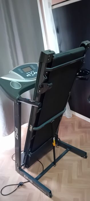 Bandă alergat electrică  DHS