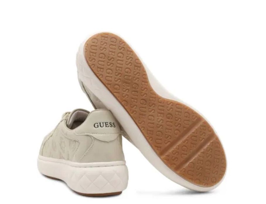 Дамски маратонки GUESS – бежов цвят