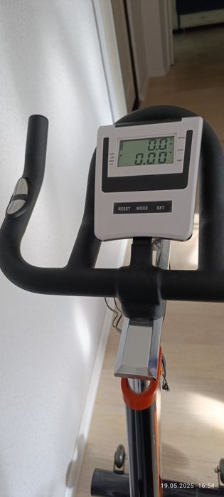 Продам Велотренажер