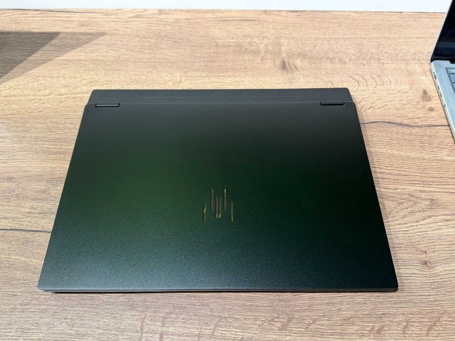 Laptop Acer Predator Helios Neo 16S OLED Ultra 9 32GB RTX 5070 Ti 1TB