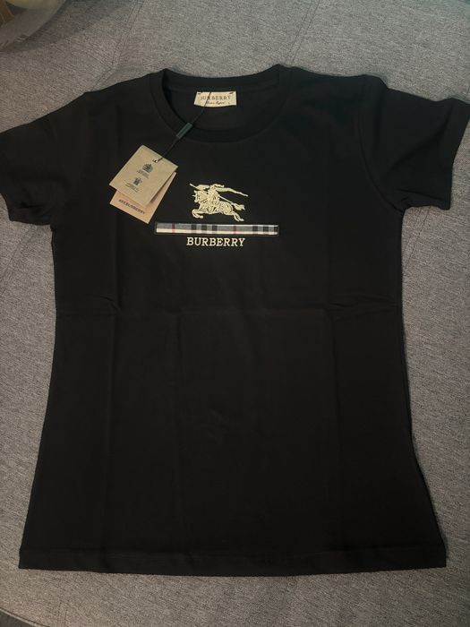 Дамски тениски Guess , BURBERRY