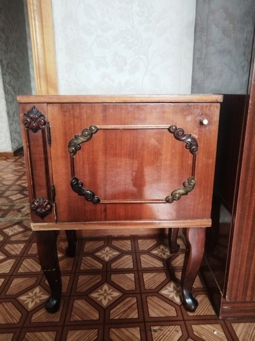 Мебель даром отдам